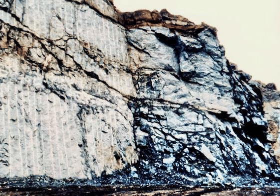 Pre-split Blasting in Mining, Quarrying and Construction 4 image7